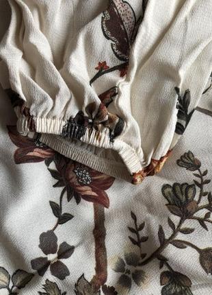 Блуза ніжна вінтажна з квітками stradivarius класична з бірками9 фото