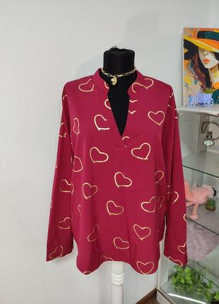 Стильная блуза принт сердечка, воротник стойка,батальная2 фото