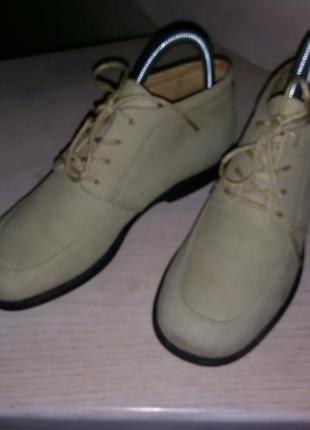 Нубуковые бежевые ботинки ecco размер 37 ( 23,7 см).8 фото