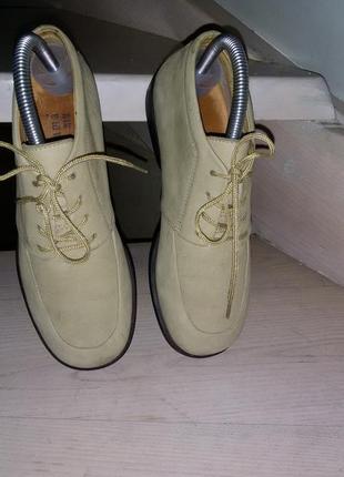 Нубуковые бежевые ботинки ecco размер 37 ( 23,7 см).10 фото