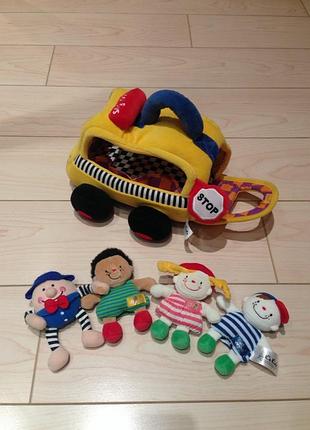 Ляльковий шкільний автобус