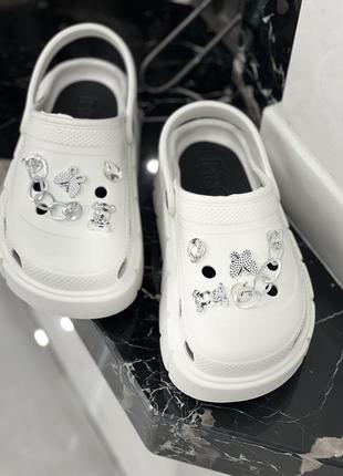 Женские кроксы на платформе ,хит этого сезона