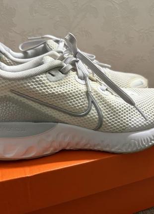 Кроссовки nike renew run white