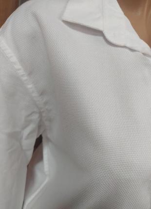 Белая прямая хлопковая оверсайз-рубашка с мужского плеча4 фото
