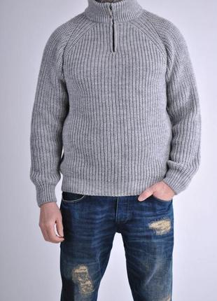 Теплый удобный шерстяной свитер3 фото