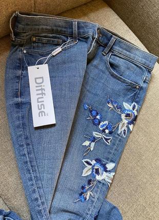 Крутые джинсы с вышивкой girlfriend7 фото