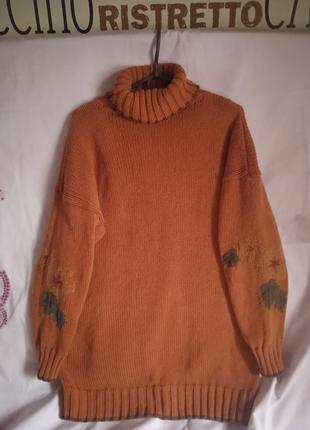 Красивный хлопковый свитер с фактурно выплетенными цветами.2 фото