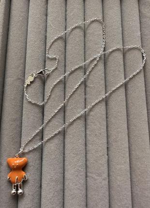 Прикраси в стилі тойс