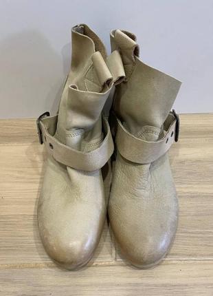 Ботинки полусапоги bullboxer кожаные ecco clarks tamaris zara h&m next timemberland