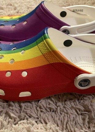 Крокс класік клог веселка crocs rainbow graphic classic stripe clog6 фото