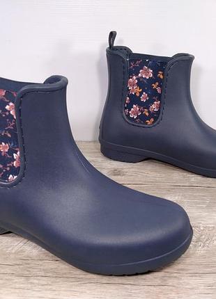 Сапоги crocs w9