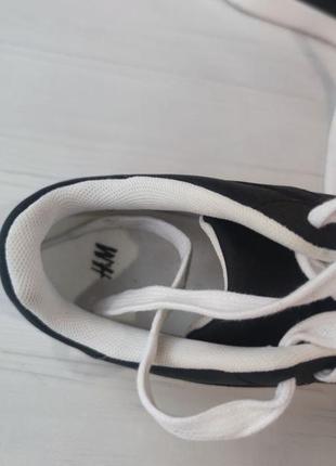 Нові кросівки h&m розм. 34 і 365 фото