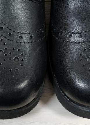 Шкіряні дитячі туфлі броги на пряжці clarks оригінал, розмір 27.52 фото