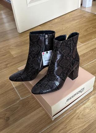 Новые ботинки ботльоны zara