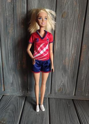 Кукла барби футболист в красной форме barbie soccer doll