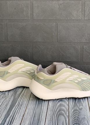Распродажа! adidas yeezy boost 700 кроссовки мужские адидас буст весенние осенние демисезонные демисезонные топ качество низкие серо-зеленые текстильные6 фото