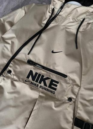 Чоловіча вітровка анорак мужская ветровка анорак nike running4 фото