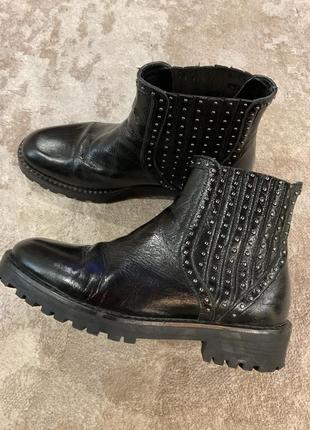 Ботінки челсі zara