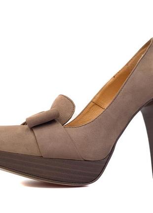 Женские кожаные туфли кожа на высоком каблуке и платформе модельные нарядные красивые коричневые 36р4 фото