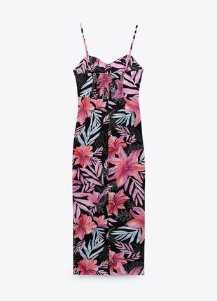 Платье zara миди с тропическим цветочным принтом4 фото