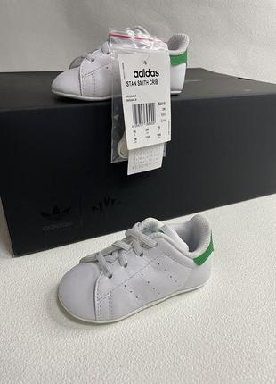 Кроссовки фирменные кожаные adidas stan smith1 фото