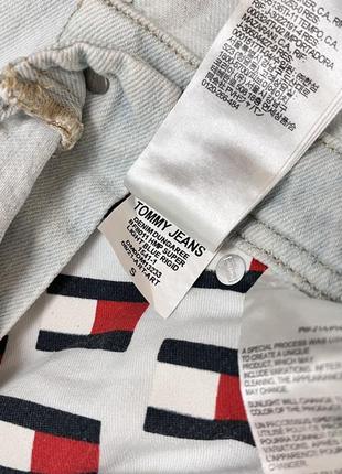 Tommy hilfiger jeans комбінезон з світлого деніму розмір s5 фото