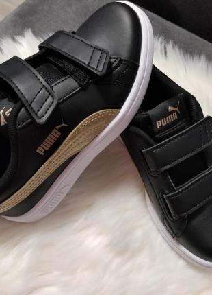 Нові кросівки для дівчинки puma