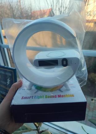 Портативна колонка світильник із бездротовою зарядкою