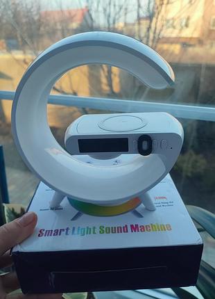 Портативна колонка світильник із бездротовою зарядкою