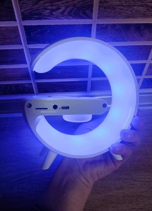Портативна колонка світильник із бездротовою зарядкою