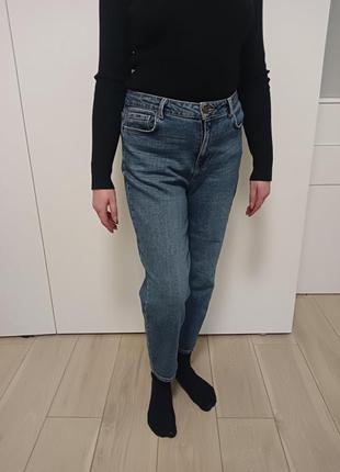 Якісні жіночі джинси у гарному стані4 фото