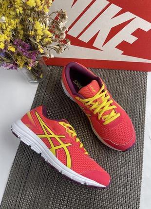 Новые оригинальные кроссовки asics