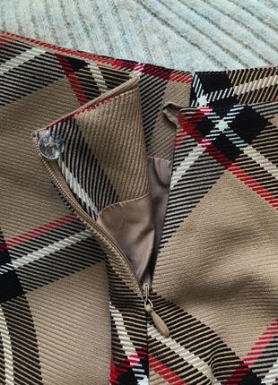 Preppy юбка в клетку а-ля burberry h&m бежевая мини юбка в крупную клетку клетчатая а-силуэта высокая талия9 фото