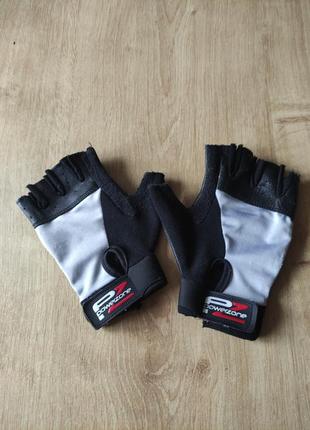 Фирменные женские тренировочные перчатки без пальцев  power zone,  германия. размер s.3 фото