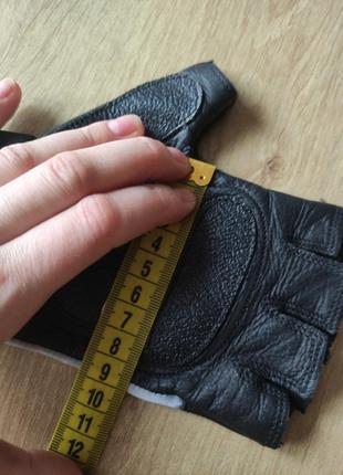 Фирменные женские тренировочные перчатки без пальцев  power zone,  германия. размер s.8 фото