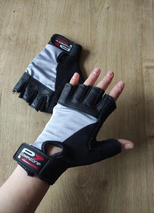 Фирменные женские тренировочные перчатки без пальцев  power zone,  германия. размер s.1 фото
