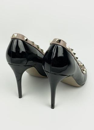 Туфли valentino garavani оригинал черные на высоком каблуке кожаные размер 395 фото