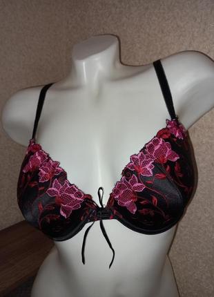 Бюстгальтер c&a,80b