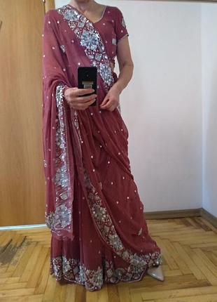 Изумительное сари расшито камнями, комплект, индийский наряд