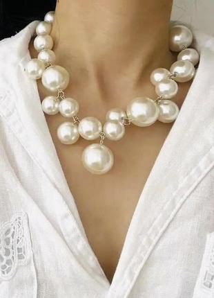 Элегантное женское ожерелье из искусственного большого жемчуга1 фото