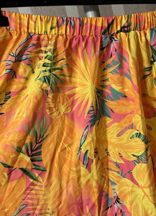 Миди юбка шеин в тропический принт xl8 фото