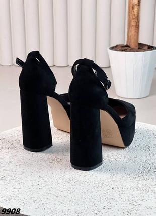 Красивые женские туфли на каблуке черные с ремешком туфельки высокий каблук на платформе барби туфлы с решком замшевы7 фото