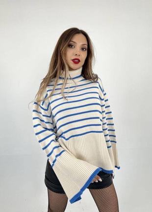 Полосатый вязаный женский свитер свободного кроя турецкого производства в полоску