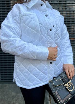 Стильная женственная куртка стеганая с длинными рукавами на кнопках с карманами плащевка2 фото