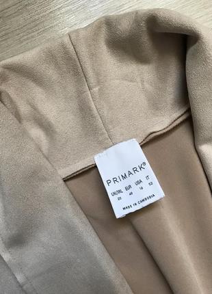 Замшевое бежевое пальто накидка тренч свободного кроя primark2 фото