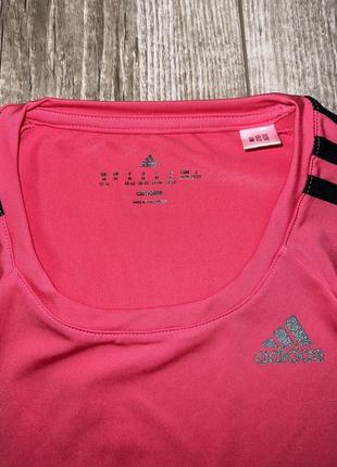 Яркая оригинальная футболка для занятий спортом adidas6 фото