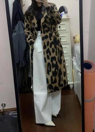 Трендовое леопардовое пальто миди9 фото