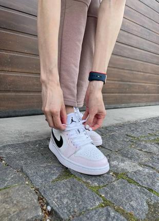 Женские кроссовки jordan 1 retro low люкс качество8 фото