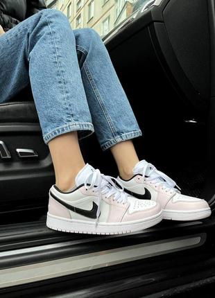 Женские кроссовки jordan 1 retro low люкс качество4 фото