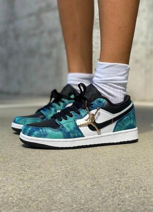 Жіночі кросівки jordan 1 low люкс якість